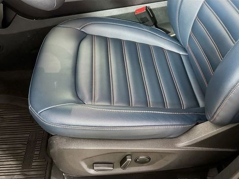 Certified 2024 Ford Edge SEL w/ Sport Appearance Package image 23