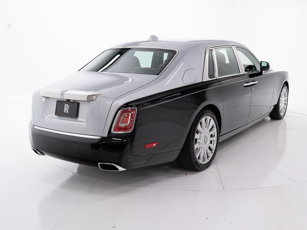 Certified 2023 Rolls-Royce Phantom Sedan RWD image 5