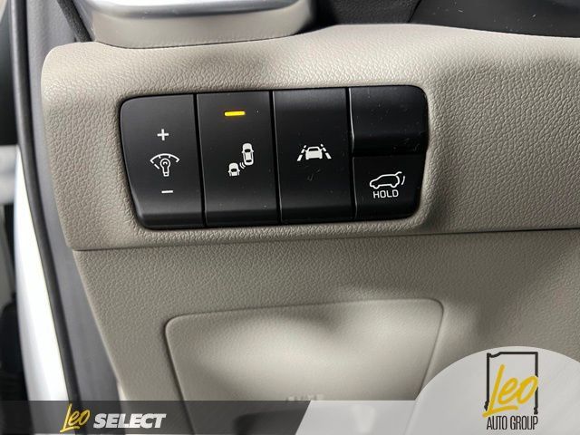 Used 2021 Kia Sportage EX w/ EX Technology Package FWD image 18
