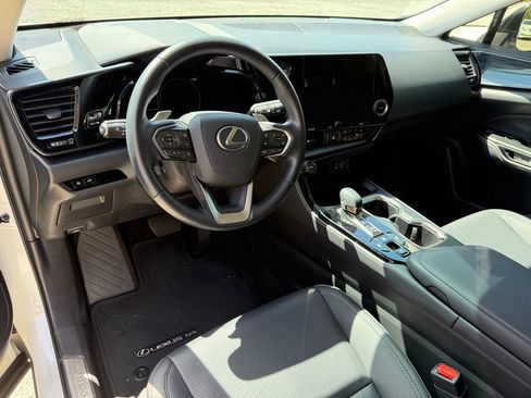 Certified 2024 Lexus NX 250 FWD w/ Premium Package image 7