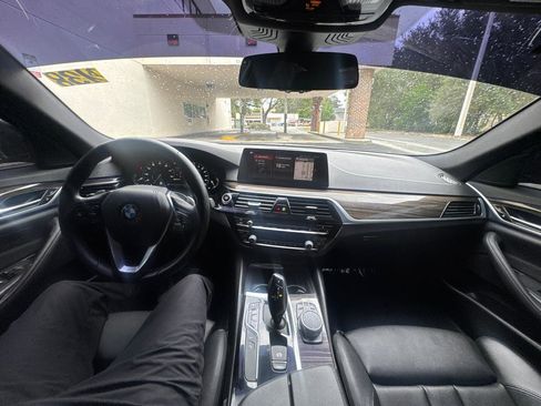 Used 2019 BMW 530e image 20