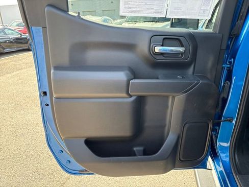 Used 2023 Chevrolet Silverado 1500 Custom w/ LPO, Dark Essentials Package AWD/4WD image 18