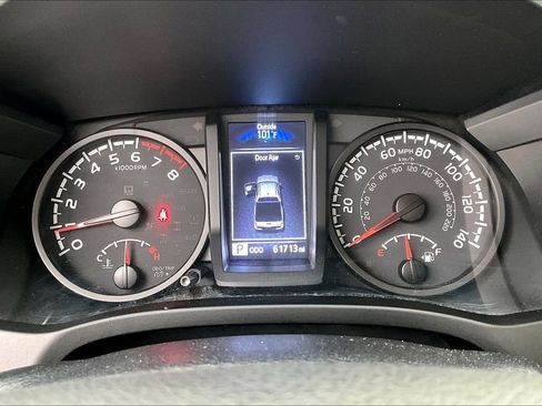 Used 2021 Toyota Tacoma SR AWD/4WD image 26
