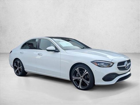 Used 2025 Mercedes-Benz C 300 Sedan image 3