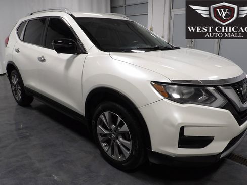 Used 2019 Nissan Rogue SV w/ Premium Package AWD/4WD image 1