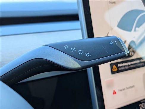 Used 2023 Tesla Model Y Long Range image 11