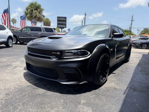 Used 2022 Dodge Charger Scat Pack RWD image 7