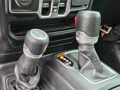 Used 2020 Jeep Wrangler Unlimited Sport S image 11