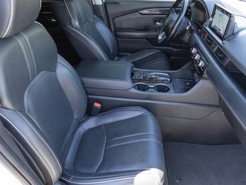 Used 2023 Honda Pilot Elite image 22