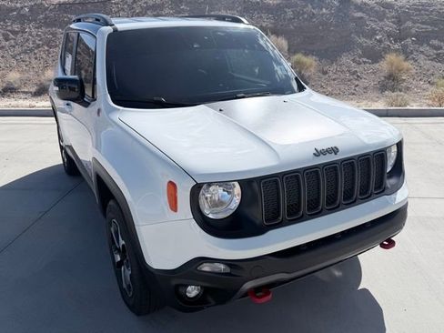 Used 2022 Jeep Renegade Trailhawk w/ Trailer Tow Group image 3
