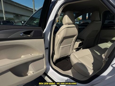 Used 2020 Lincoln MKZ w/ Convenience Package FWD image 25