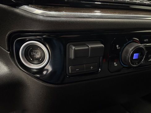 Used 2024 Chevrolet Silverado 1500 RST image 24