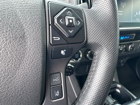 Used 2023 Toyota Tacoma TRD Off-Road AWD/4WD image 32