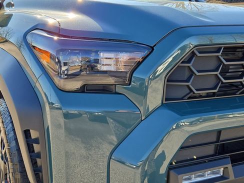 Used 2025 Toyota 4Runner TRD Off-Road Premium image 3