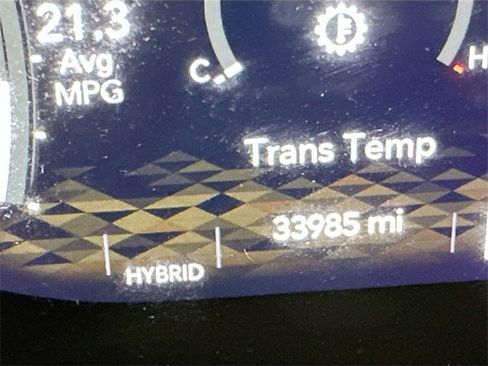 Used 2022 Jeep Wrangler Unlimited Sahara w/ Cold Weather Group image 17