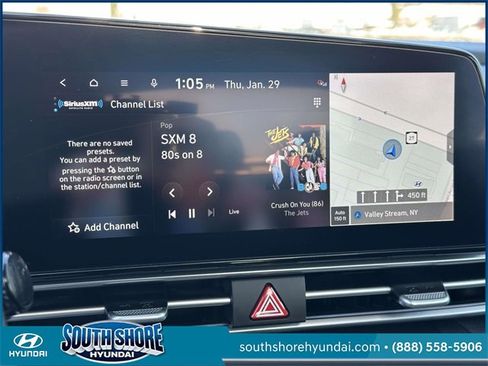 Certified 2023 Hyundai Elantra Limited w/ Preferred Accessory Package image 28