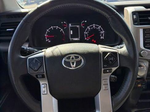 Used 2021 Toyota 4Runner SR5 AWD/4WD image 15