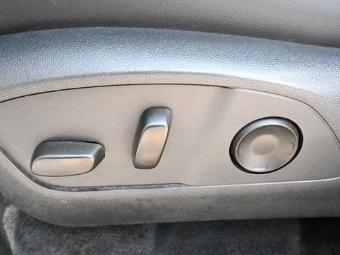 Used 2026 Buick Enclave Preferred FWD image 9