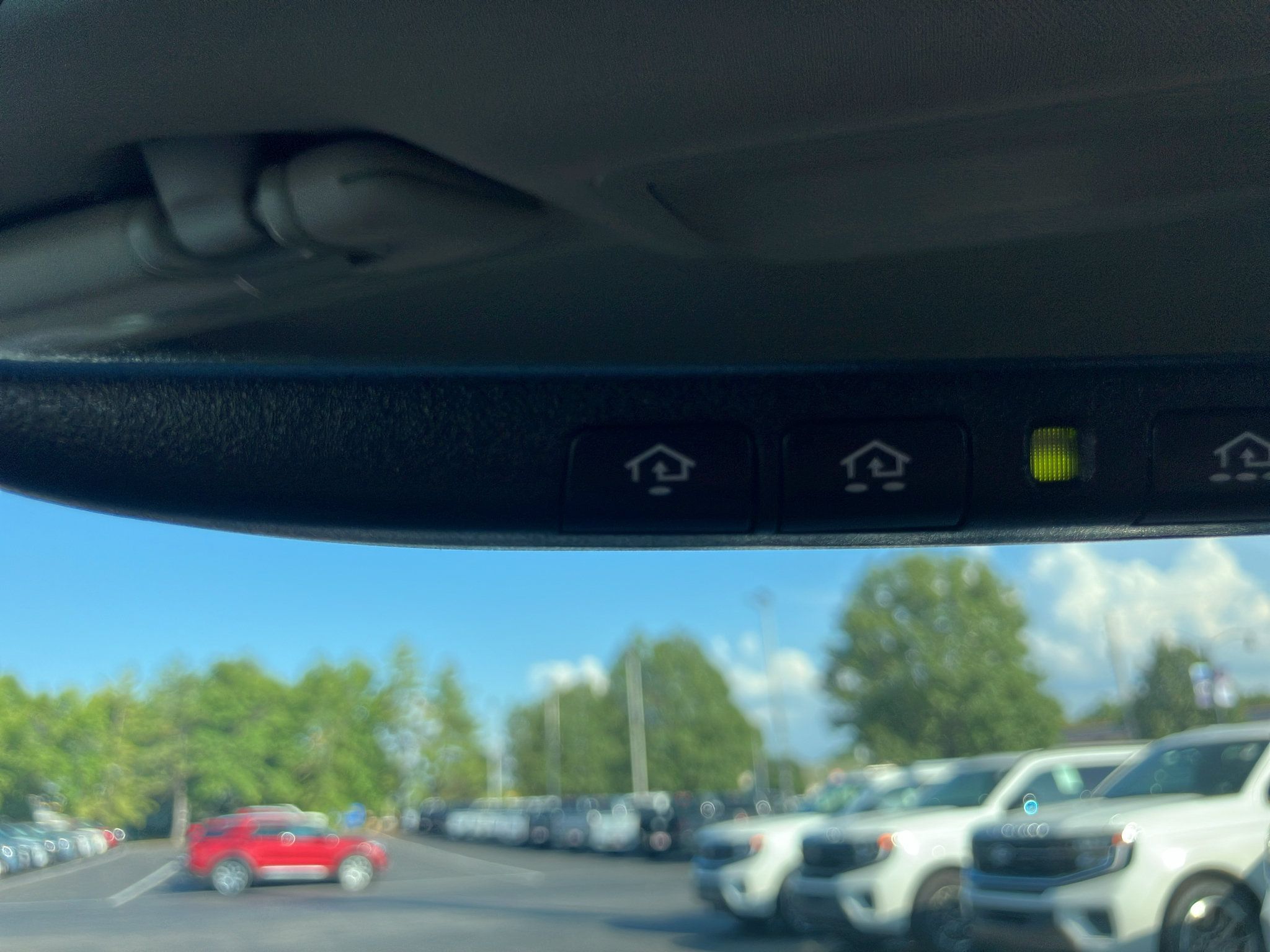 Used 2018 Nissan Murano SV FWD image 24