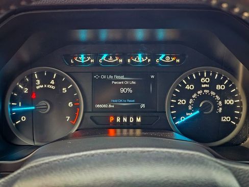 Used 2019 Ford F150 XLT w/ Equipment Group 302A Luxury image 17