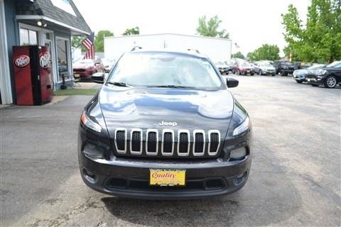 Used 2014 Jeep Cherokee Latitude FWD image 3