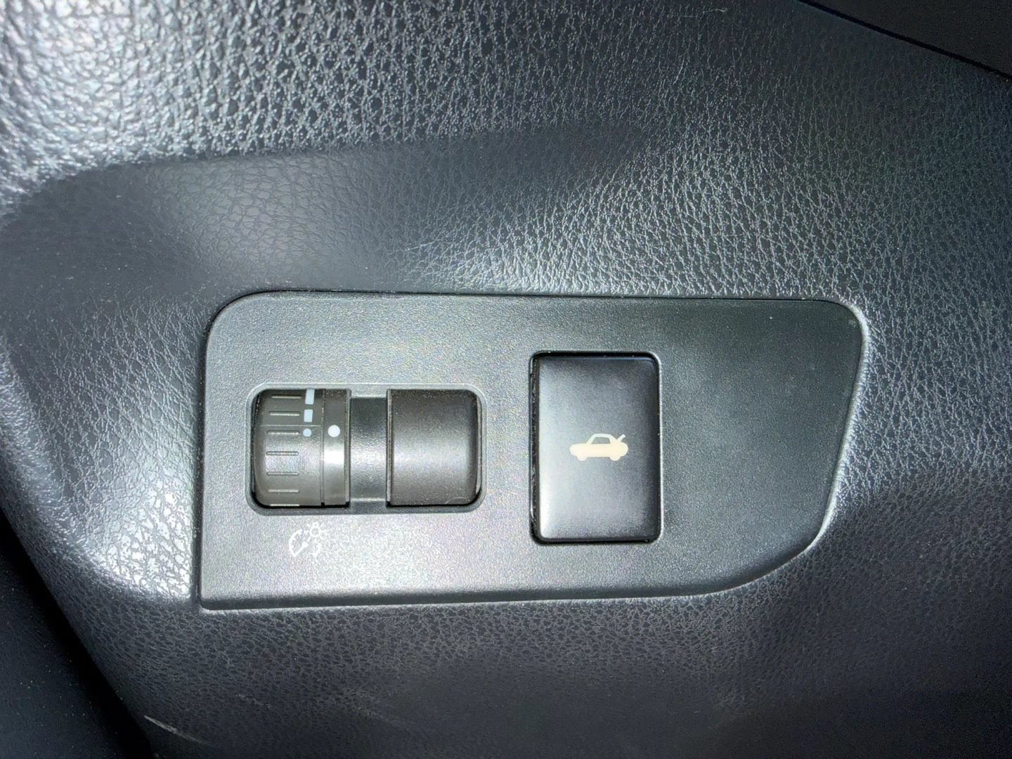Used 2018 Toyota 86 RWD image 31