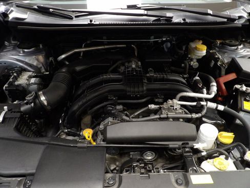 Used 2023 Subaru Crosstrek 2.0i Premium image 11