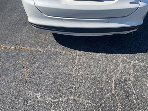 Used 2016 Ford Fusion SE FWD image 6