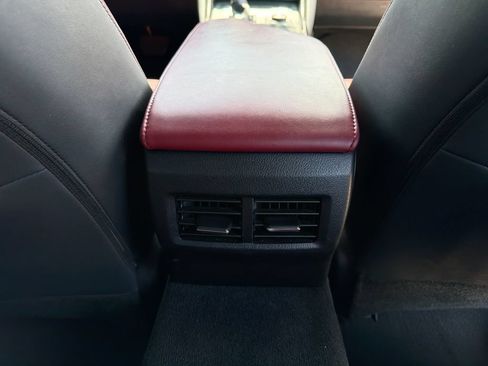 Used 2024 Lexus IS 300 F Sport RWD image 18