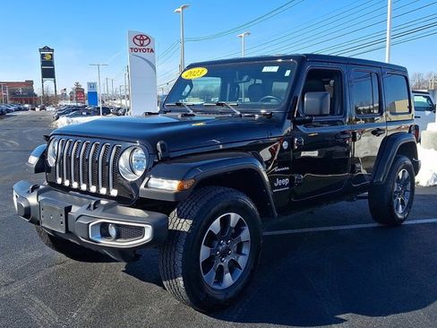 Used 2023 Jeep Wrangler Sahara w/ Cold Weather Group image 3