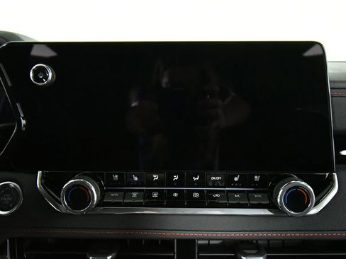 New 2026 Chevrolet Colorado Z71 w/ Technology Package image 4