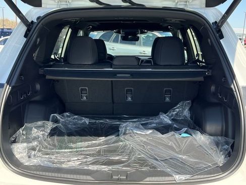 New 2026 Subaru Forester Premium image 32