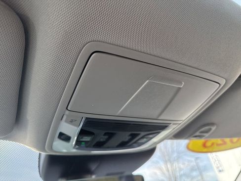 Used 2023 Acura RDX w/ Technology Package image 30