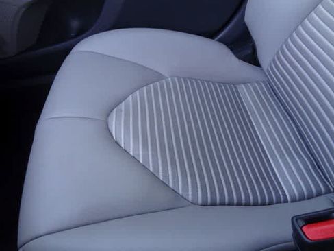 Used 2024 Toyota Camry SE w/ Cold Weather Package FWD image 20