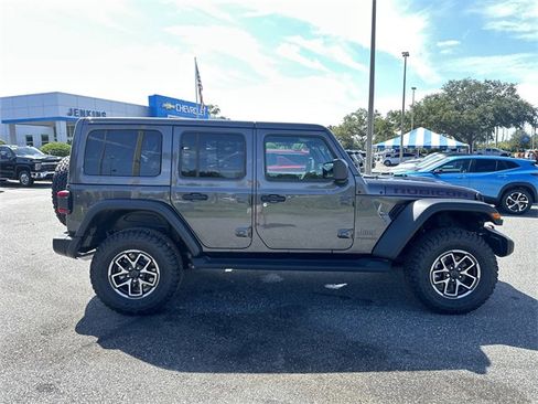 New 2025 Jeep Wrangler Unlimited Rubicon w/ Technology Group image 3