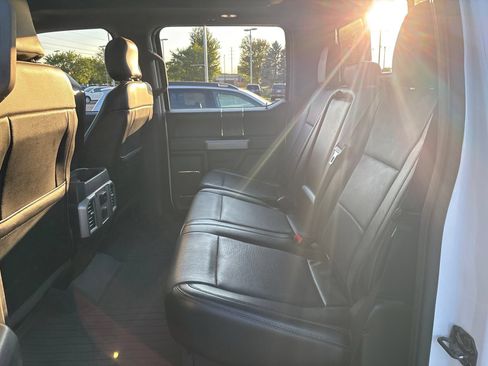 Used 2017 Ford F250 Lariat w/ Lariat Ultimate Package AWD/4WD image 9