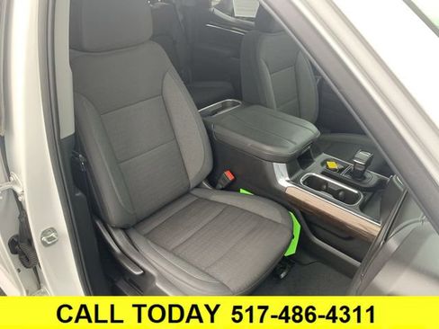 Certified 2025 GMC Sierra 1500 Elevation image 27