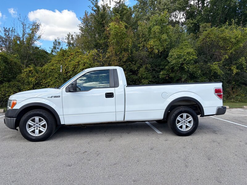 Used 2013 Ford F150 XL RWD image 2