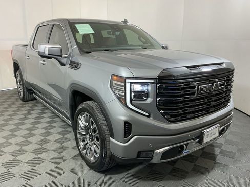 Used 2024 GMC Sierra 1500 Denali Ultimate image 4