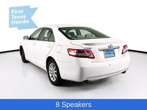 Used 2011 Toyota Camry XLE image 6