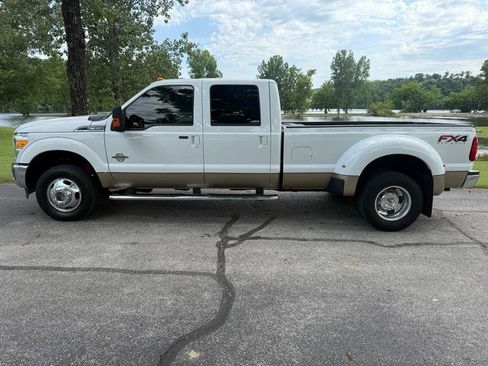 Used 2014 Ford F350 Lariat w/ Lariat Ultimate Package AWD/4WD image 4