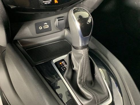 Used 2020 Nissan Rogue Sport S FWD image 24
