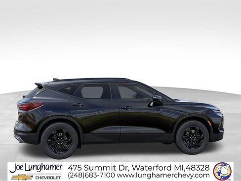 New 2026 Chevrolet Blazer LT w/ Midnight/Sport Edition AWD/4WD image 6