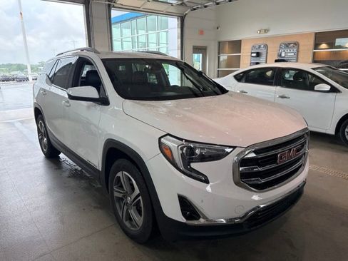 Used 2020 GMC Terrain SLT AWD/4WD image 2
