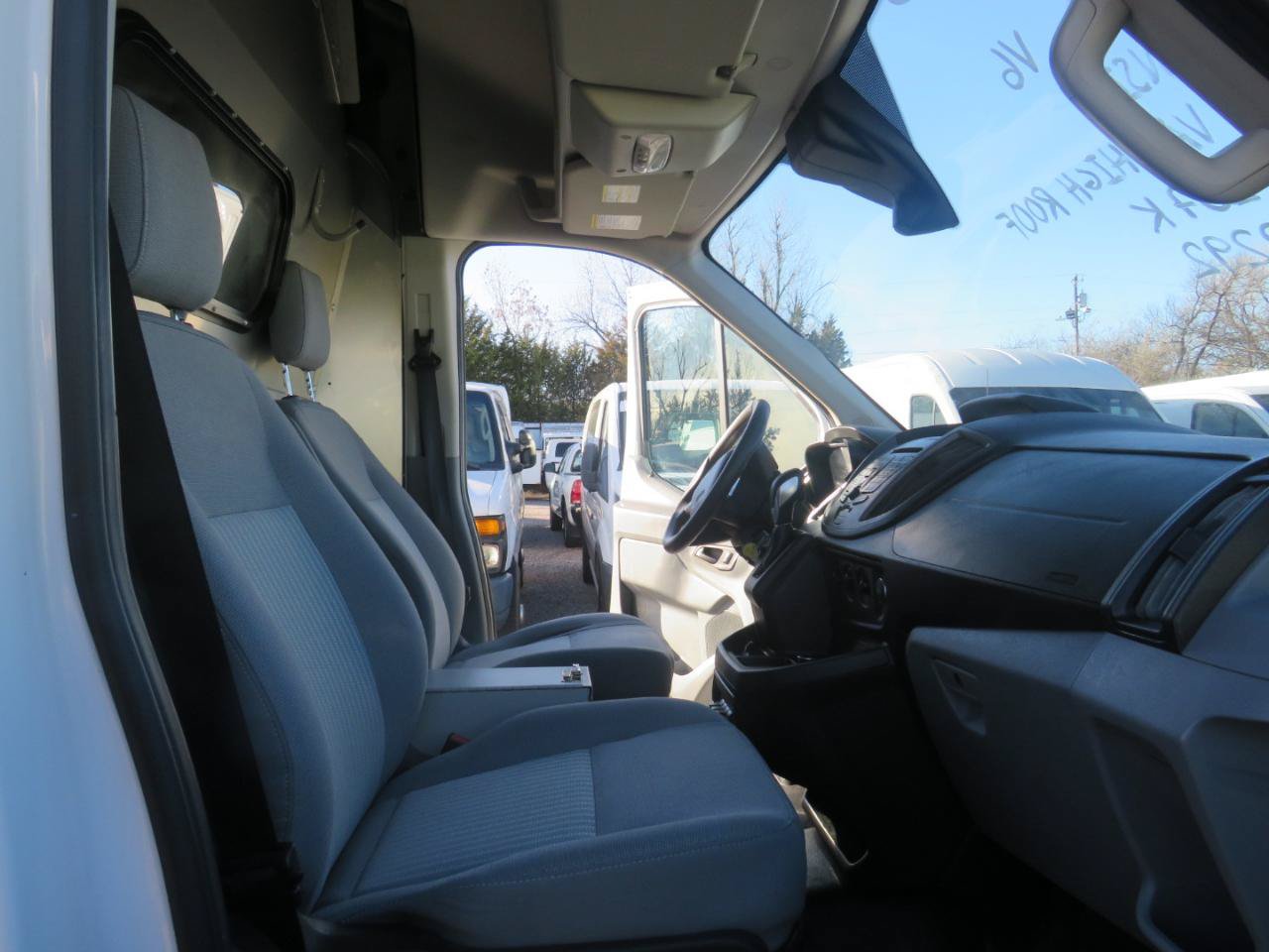 Used 2018 Ford Transit 250 148 High Roof RWD image 14