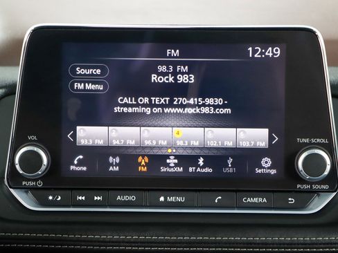 Used 2023 Nissan Rogue SV image 18