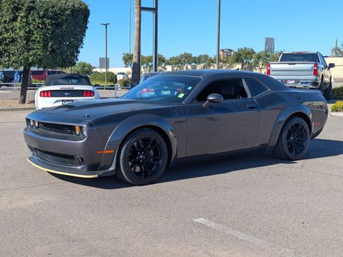 Used 2021 Dodge Challenger R/T Scat Pack image 2