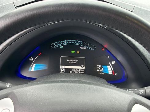 Used 2016 Nissan Leaf SL image 26
