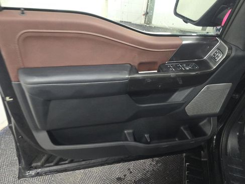 Used 2023 Ford F150 Lariat w/ Equipment Group 502A High image 11