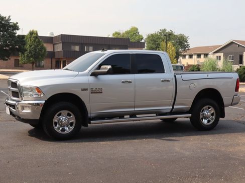 Used 2018 RAM 2500 SLT w/ Protection Group AWD/4WD image 10